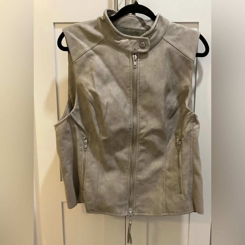 Free People We The Free Sweeney Vegan Leather Vest Women’s Vest Size L NWT